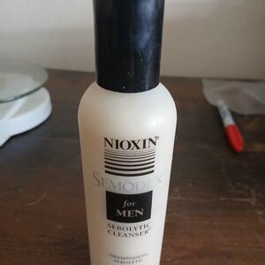 Nioxin Semodex For Men Sebolytic Clenser